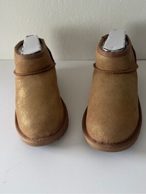 UGG Kids' Classic Ultra Mini Dazzle boots in chestnut with a gold shimmer finish
